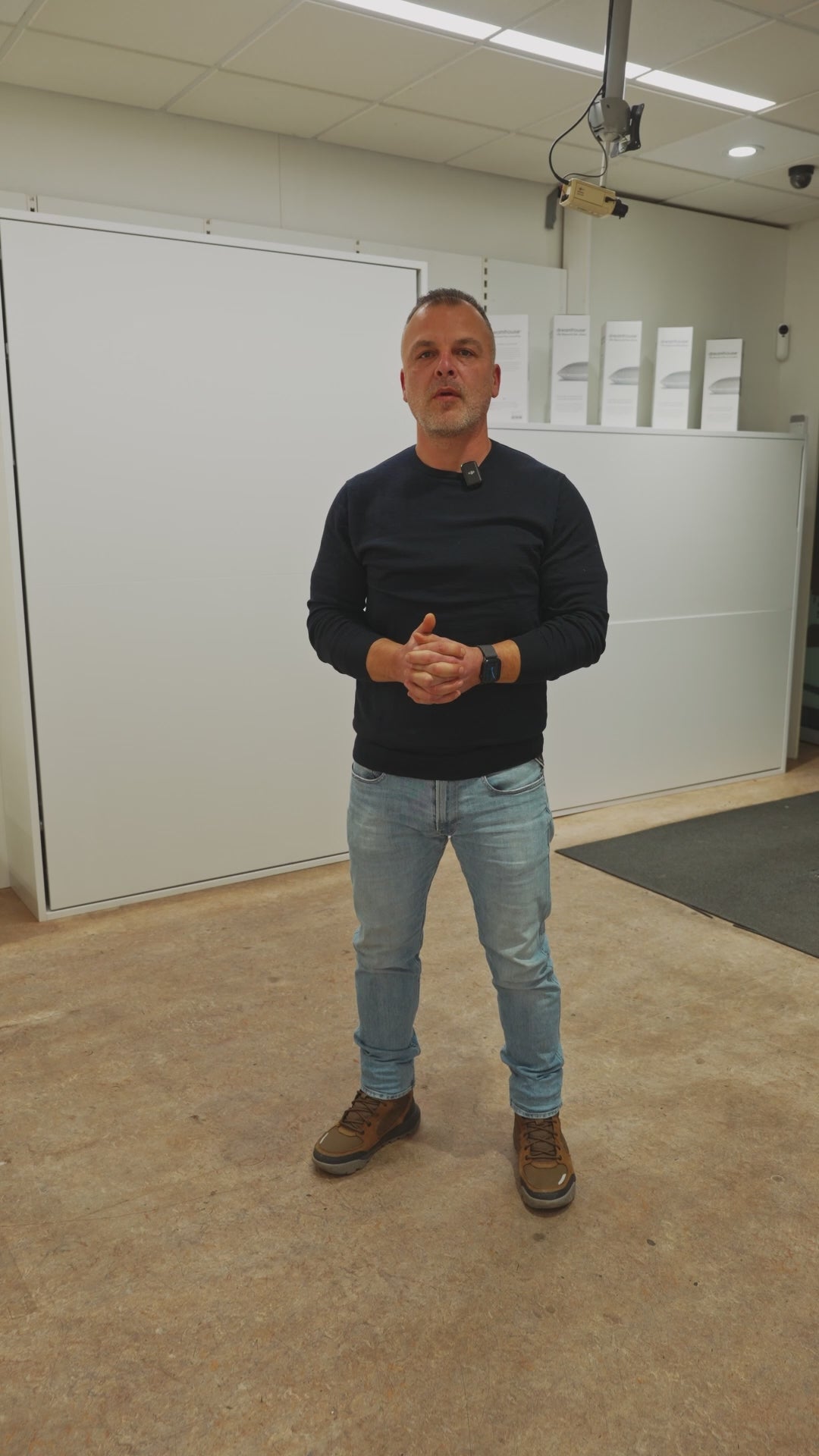Video laden: Demonstratie van verticale en horizontale opklapbedden van CompaqtWonen